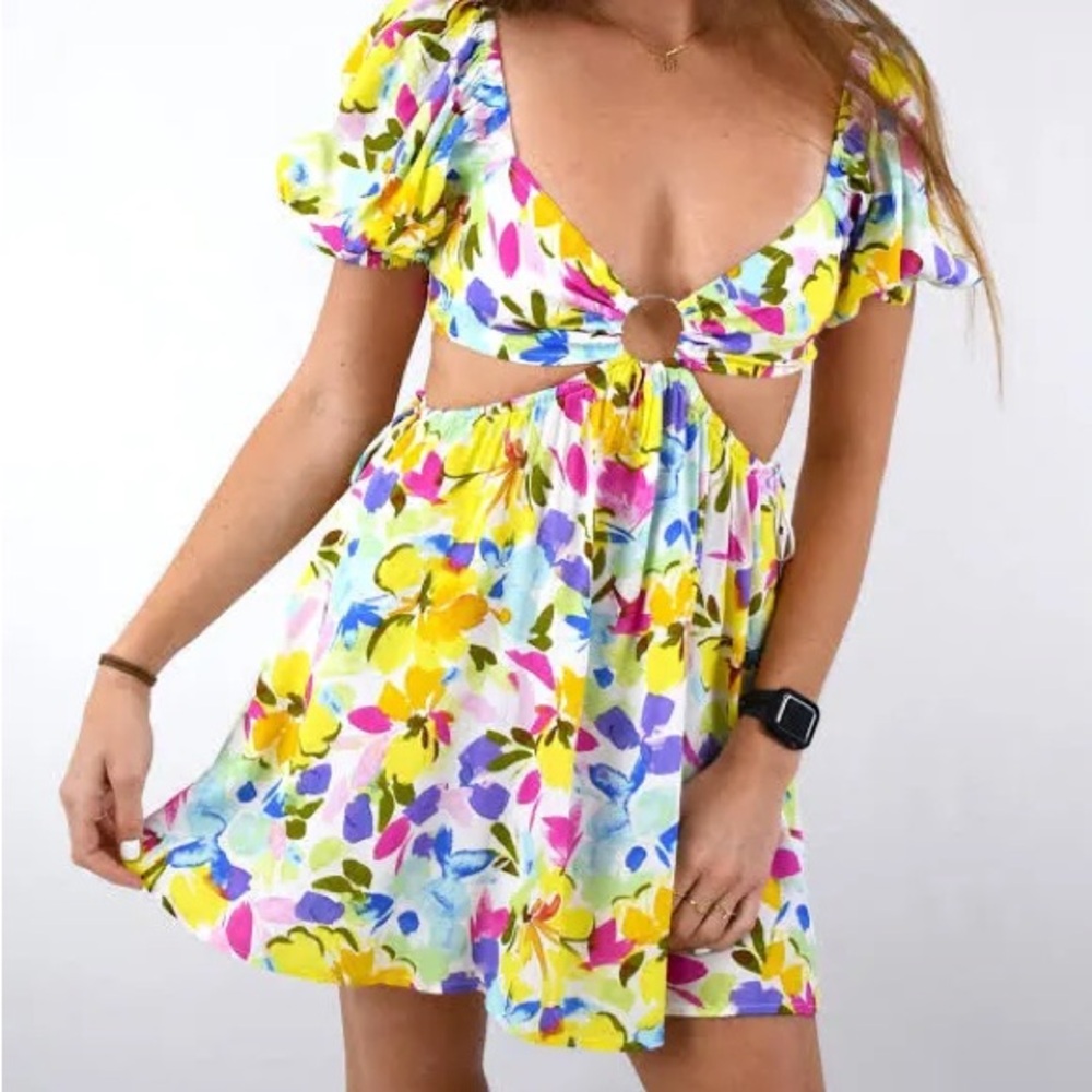 Sky to Moon o-ring mini dress.